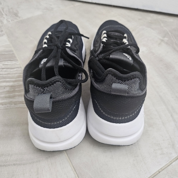 Adidas Women's Fukasa Runinning Shoes Black/White IF2816 - Picture 4 of 8